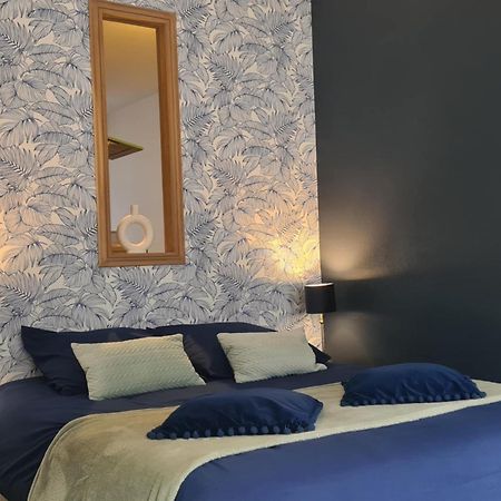Studio 4 Personnes Aux Pieds Du Chateau De Blois Avec Experience De Dormir Sous Les Aurores Boreales Exterior foto